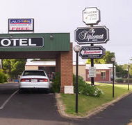 The Diplomat Motel - Flights