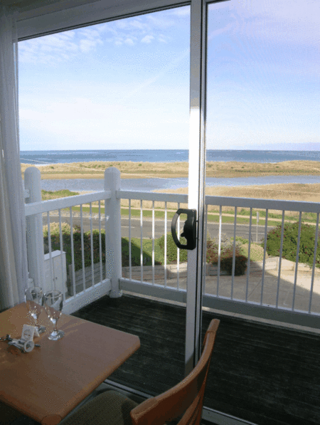 A Great Ocean View Motel - Flights 1