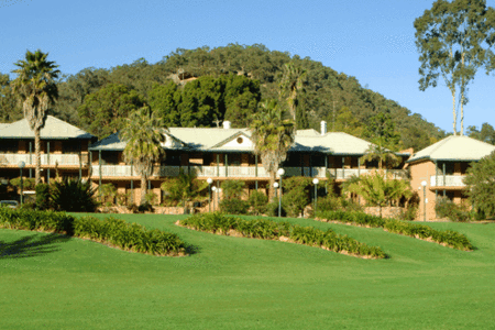 The Retreat At Wisemans - Flights