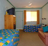 Buderim Motor Inn - Flights