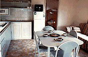 Acacia Caravan Park - Flights 3