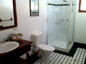 Daintree Manor - Flights 2