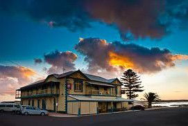 Arno Bay Hotel - Flights 0