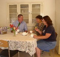 Loxton Smiffy's Bed And Breakfast McMillan Street - Flights