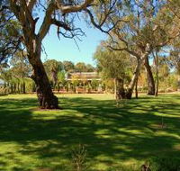 Jacobs Creek Retreat at Moorooroo Park - Flights