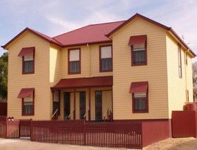 Ibis Apartments - Flights 3
