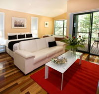 Amore On Buderim - Flights