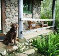 Giba Gunyah Country Cottages - Flights