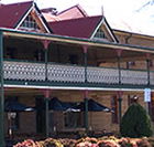 Royal Hotel Cooma - Flights