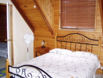 A Little Bit Of Heaven - Holiday Home - Flights 2