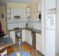 Garden Apartments Unit 11 - Flights