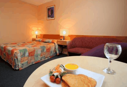 Heemskirk Motor Hotel - Flights