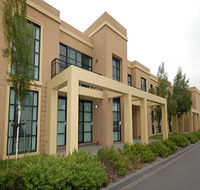 Quest Narre Warren - Flights