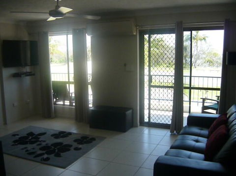 L'Amor Holiday Apartments - Flights 4