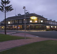 Grand Tasman Hotel - Flights