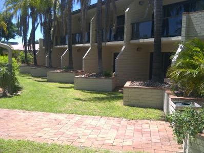 All Seasons Oasis Alice Springs - Flights 2