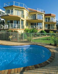 A Baywatch Apartments - Flights 0