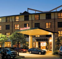 Travelodge Garden City - Flights