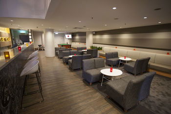 Ibis Melbourne Hotel And Apartments - Flights 9