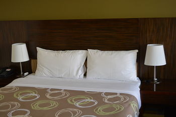 YTI Garden Hotel - Flights 6