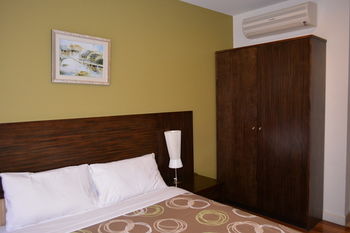 YTI Garden Hotel - Flights 13