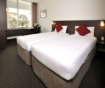 Ibis Melbourne Glen Waverley - Flights 7