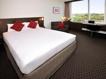 Ibis Melbourne Glen Waverley - Flights 20