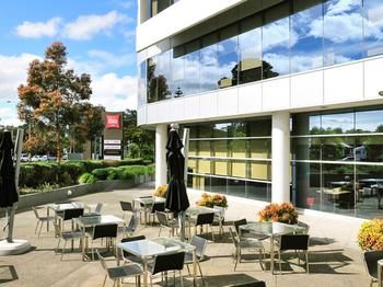Ibis Melbourne Glen Waverley - Flights 25