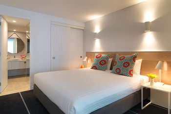 Adina Apartment Hotel Bondi Beach - Flights 19