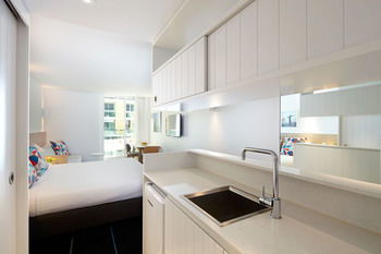 Adina Apartment Hotel Bondi Beach - Flights 24