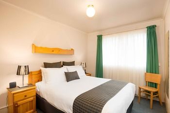 Best Western Fawkner Suites & Serviced Apartments - Flights 61