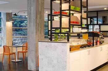 Ibis Budget Sydney East - Flights 28