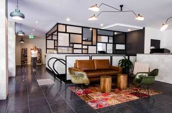 Ibis Budget Sydney East - Flights 37