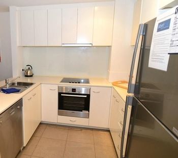 Albert Road Serviced Apartments - Flights 12