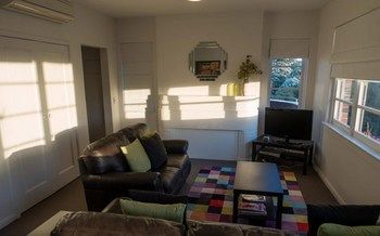 Albert Road Serviced Apartments - Flights 13