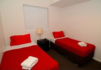 Albert Road Serviced Apartments - Flights 17