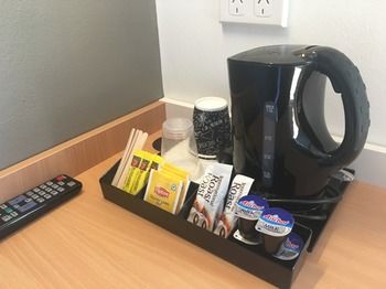 Ibis Budget Casula Liverpool - Flights 9
