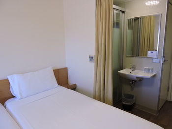 Ibis Budget Sydney Olympic Park - Flights 1