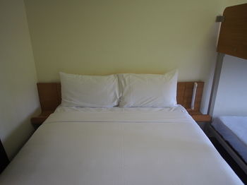 Ibis Budget Sydney Olympic Park - Flights 15