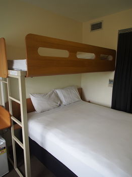 Ibis Budget Sydney Olympic Park - Flights 21