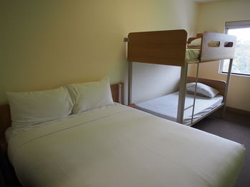 Ibis Budget Sydney Olympic Park - Flights 24