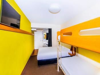 Ibis Budget Sydney Olympic Park - Flights 41