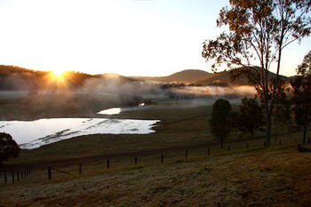 Yabbaloumba Retreat - Flights 18