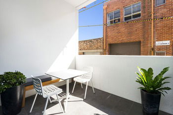 Apartment Hotel East Central - Flights 2