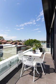 Apartment Hotel East Central - Flights 4