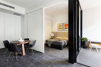 Apartment Hotel East Central - Flights 44