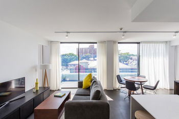 Apartment Hotel East Central - Flights 45