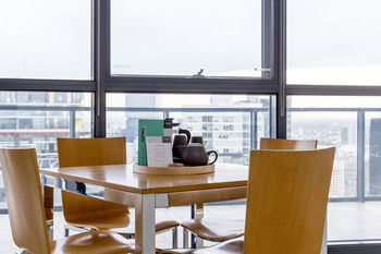Aria Hotel Apartments - Clarendon - Flights 17