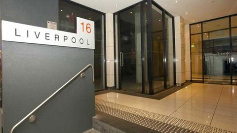 About Melbourne Apartments - Flights 6