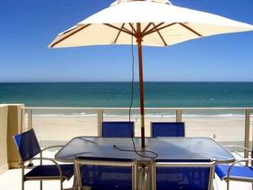Adelaide Luxury Beach House - Flights 0